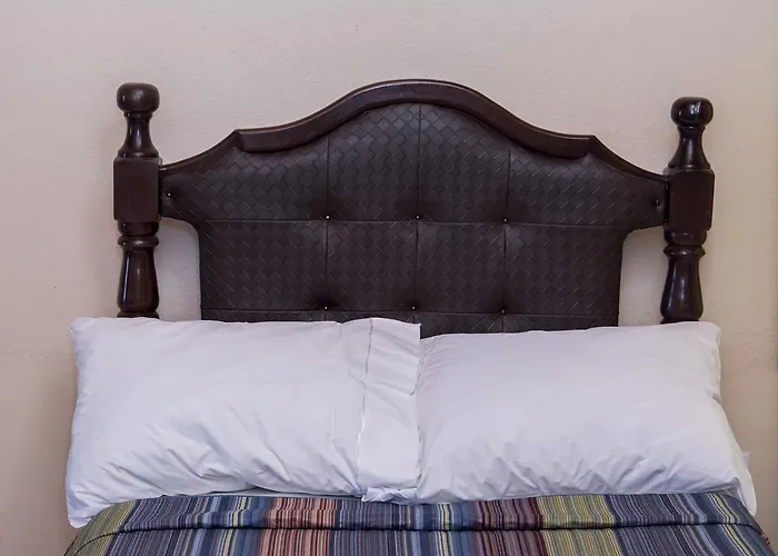 Windjammer International Cuisine & Comfort Inn